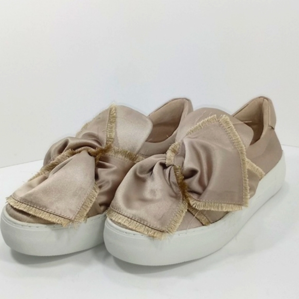 J/slides azzura in Champagne Satin